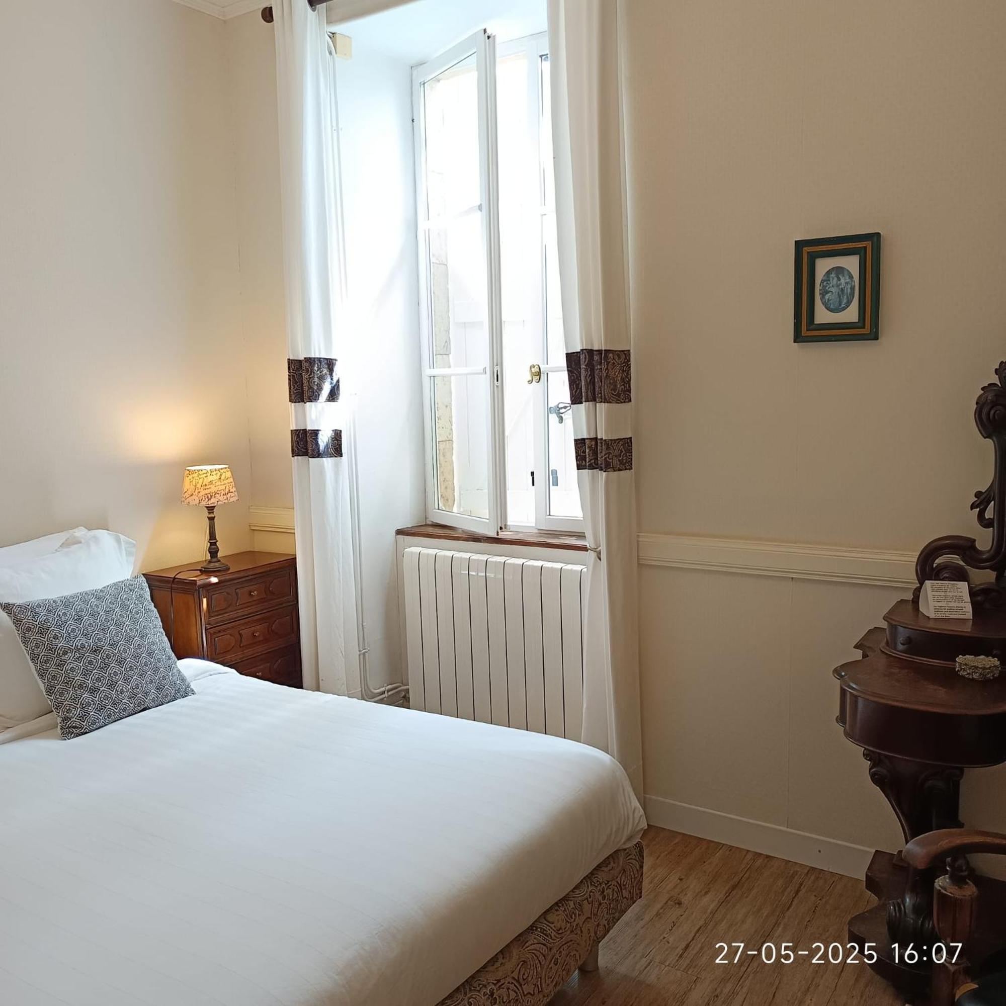 Chateau Latour Fours  Екстер'єр фото